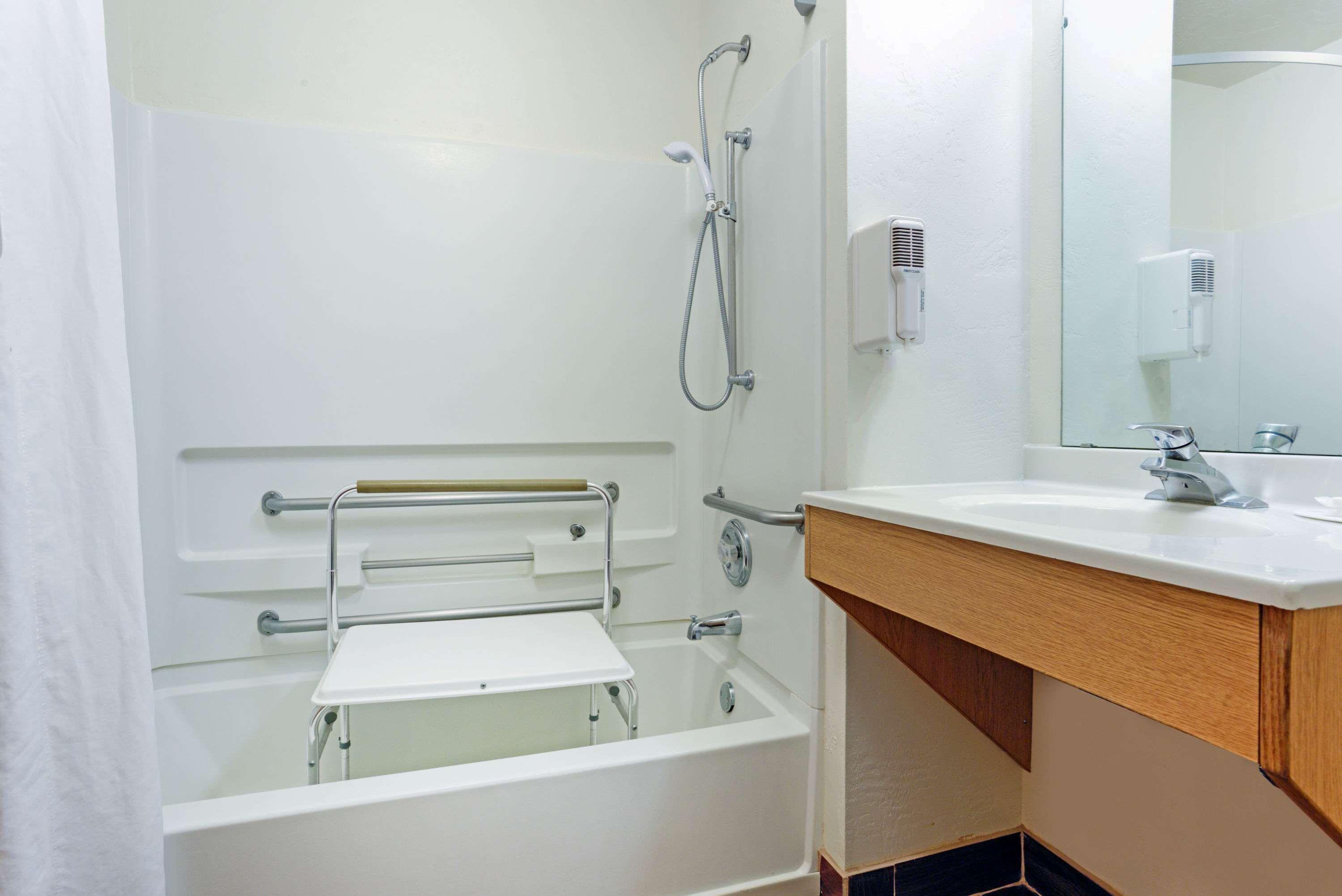 Super 8 By Wyndham Klamath Falls Ngoại thất bức ảnh